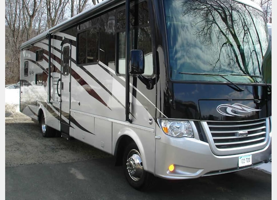 Class A Motor Home rentals in Canton