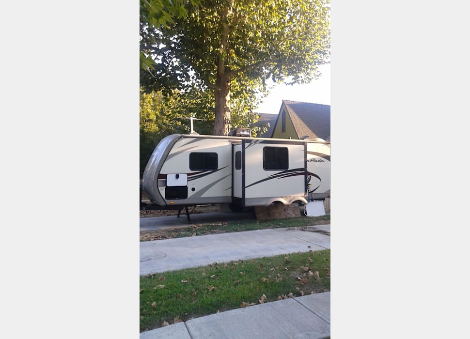 Travel Trailer rentals in Lemoore,