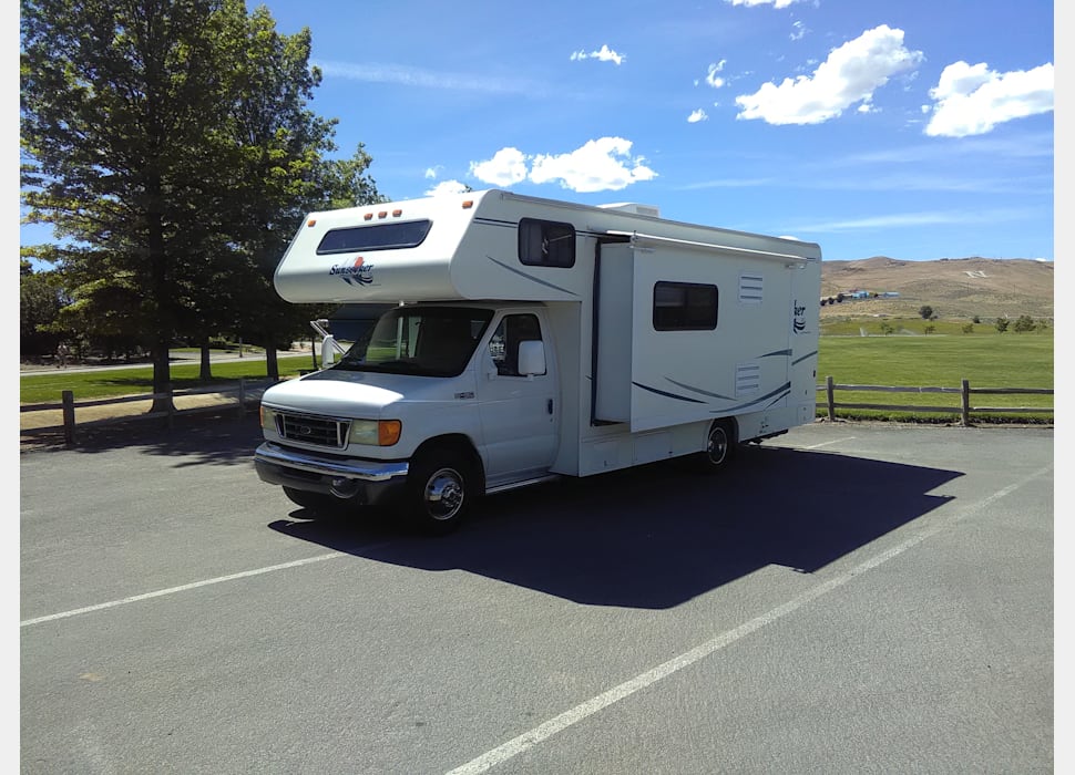 Class C Motor Home rentals in Sparks