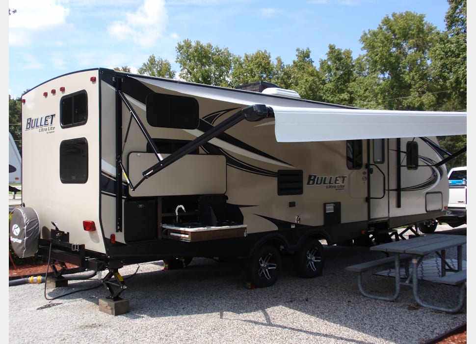 Travel Trailer rentals in Redmond