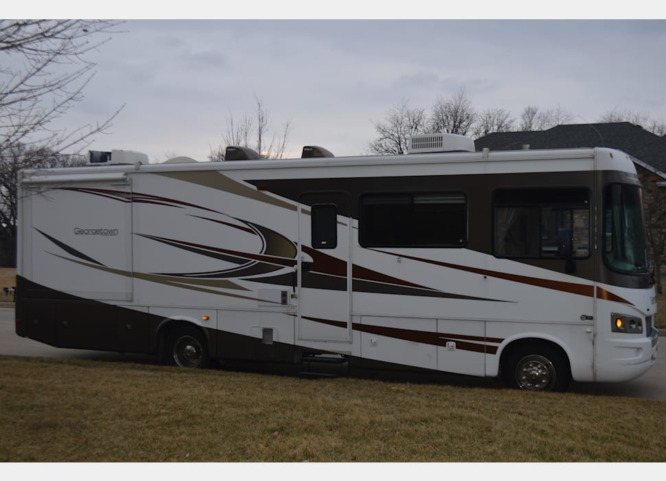 Class A Motor Home rentals in Omaha