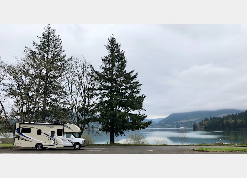 Class C Motor Home rentals in Creswell