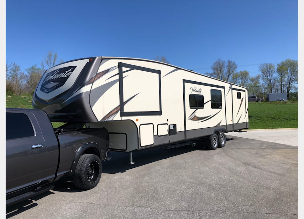 Fifth Wheel rentals in Lake St. Louis