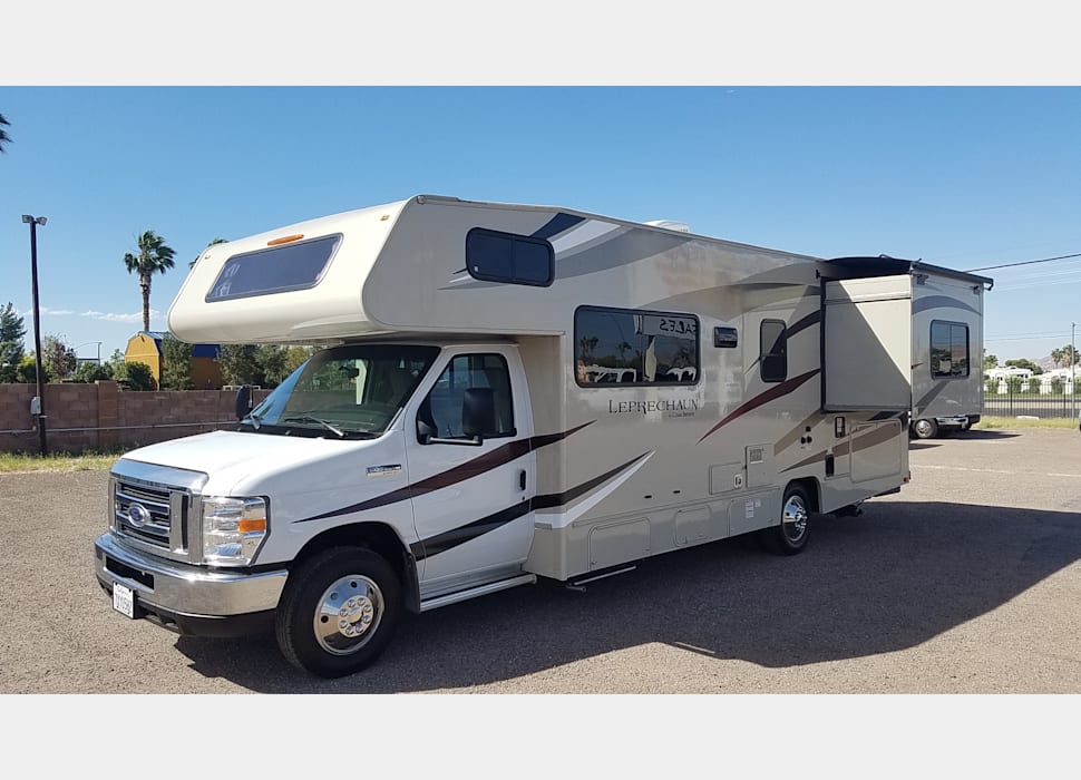 Class C Motor Home rentals in Palo Alto