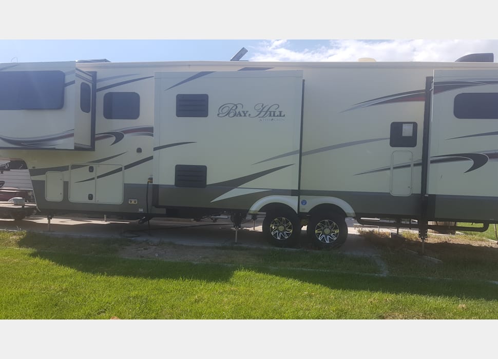 Fifth Wheel rentals in Rigby