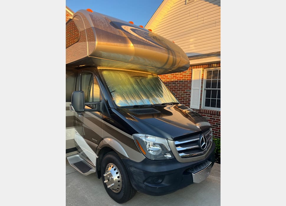 Class C Motor Home rentals in Charleston