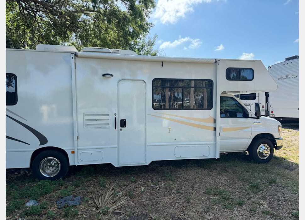 Class C Motor Home rentals in Winter Park