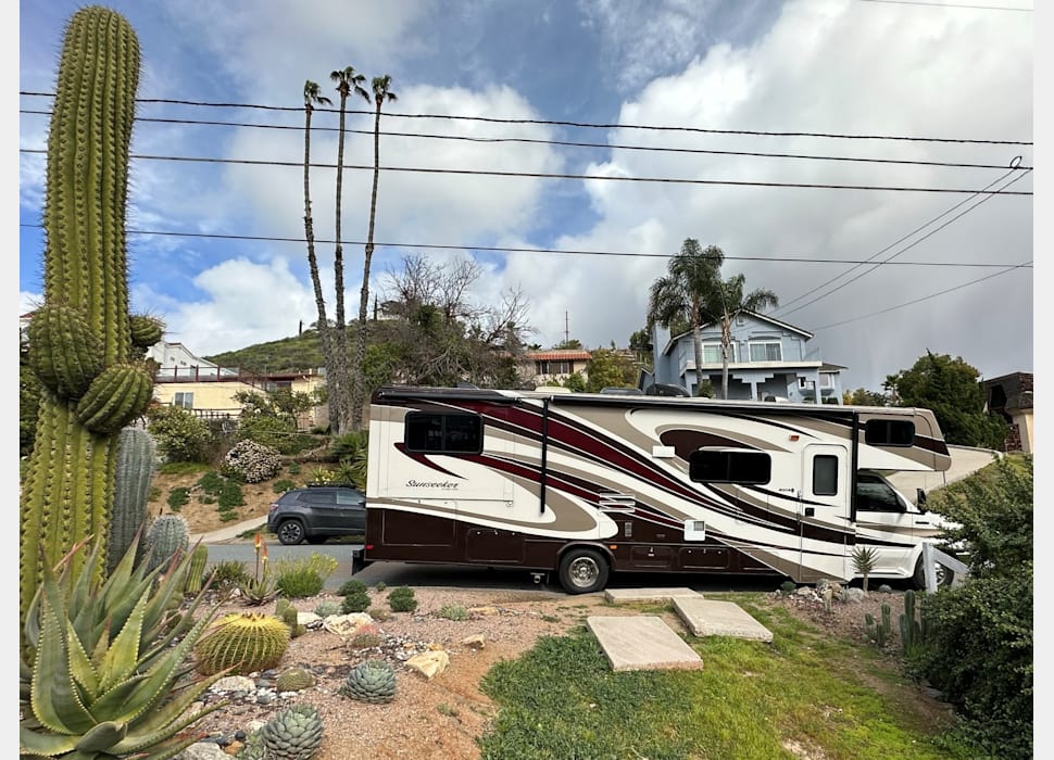 Class C Motor Home rentals in Yuma