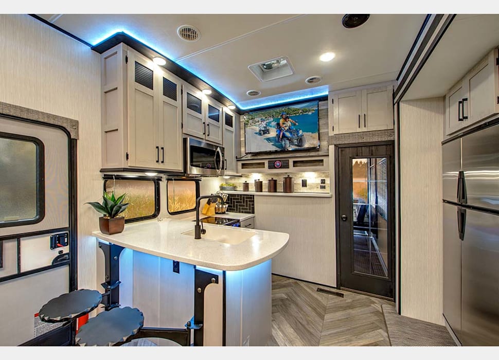 Fifth Wheel rentals in Houston