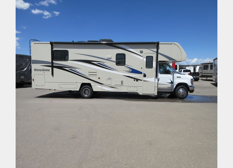 Class C Motor Home rentals in Walnut Creek