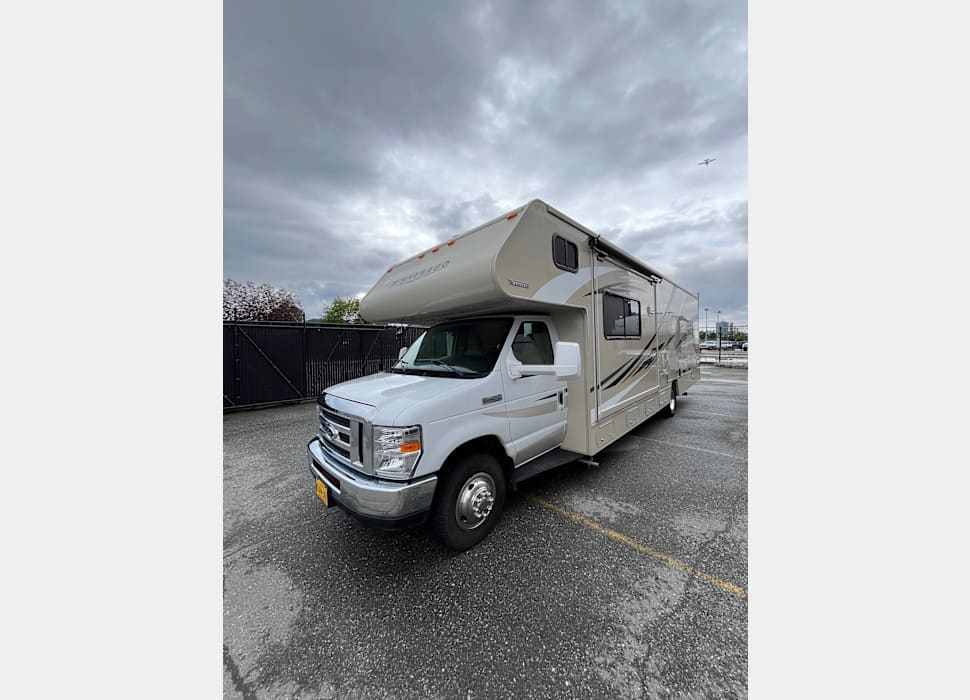 Class C Motor Home rentals in Anchorage