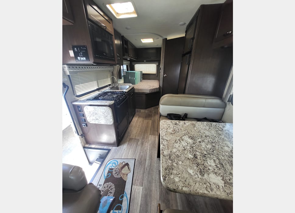 Class C Motor Home rentals in Simi Valley