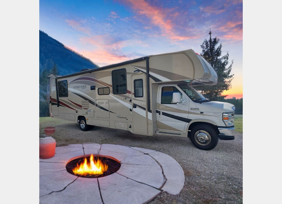 Class C Motor Home rentals in Sparks