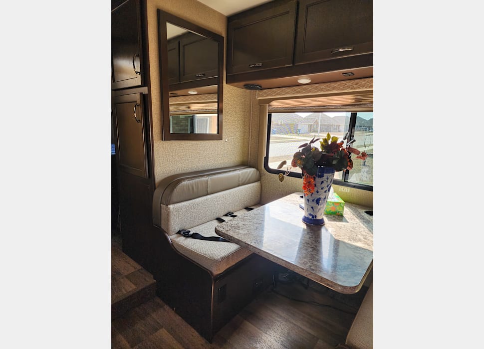 Class C Motor Home rentals in Springdale