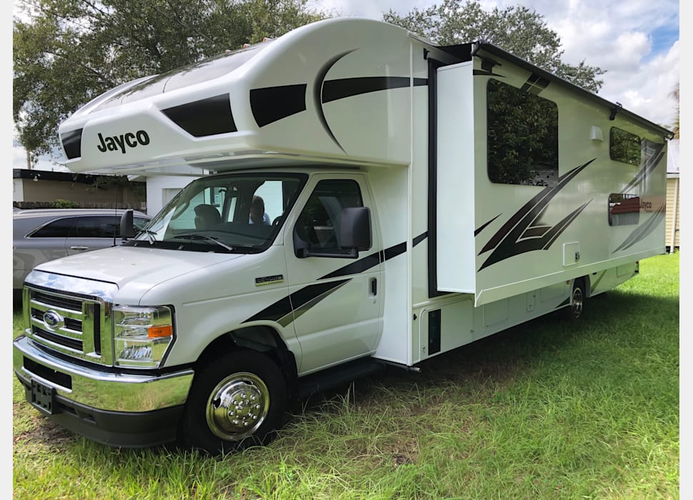 Class C Motor Home rentals in Spring
