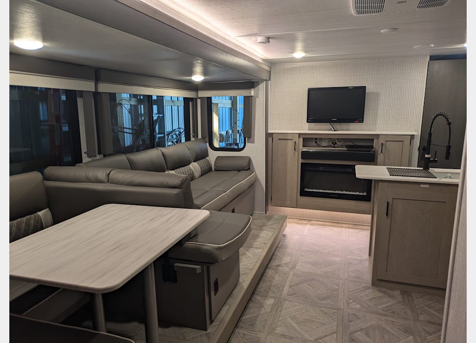 Travel Trailer rentals in Hubbard
