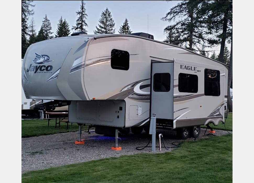 Fifth Wheel rentals in Gooding