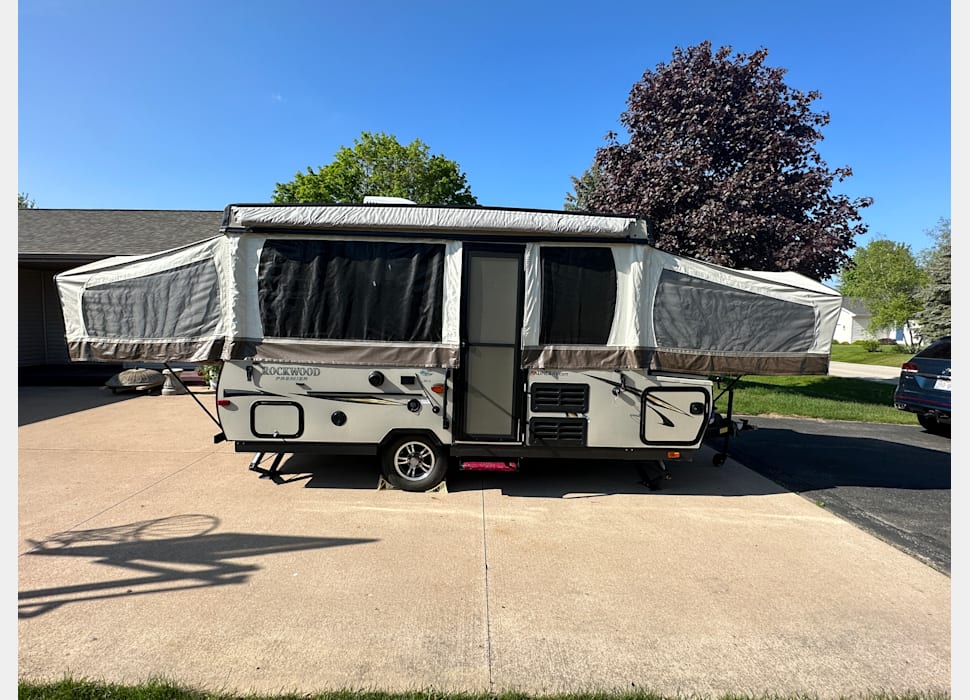 Pop-up Camper rentals in West Bend