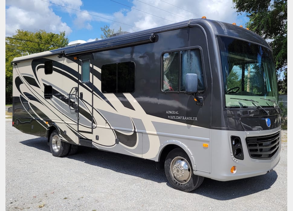 Class A Motor Home rentals in Middleburg
