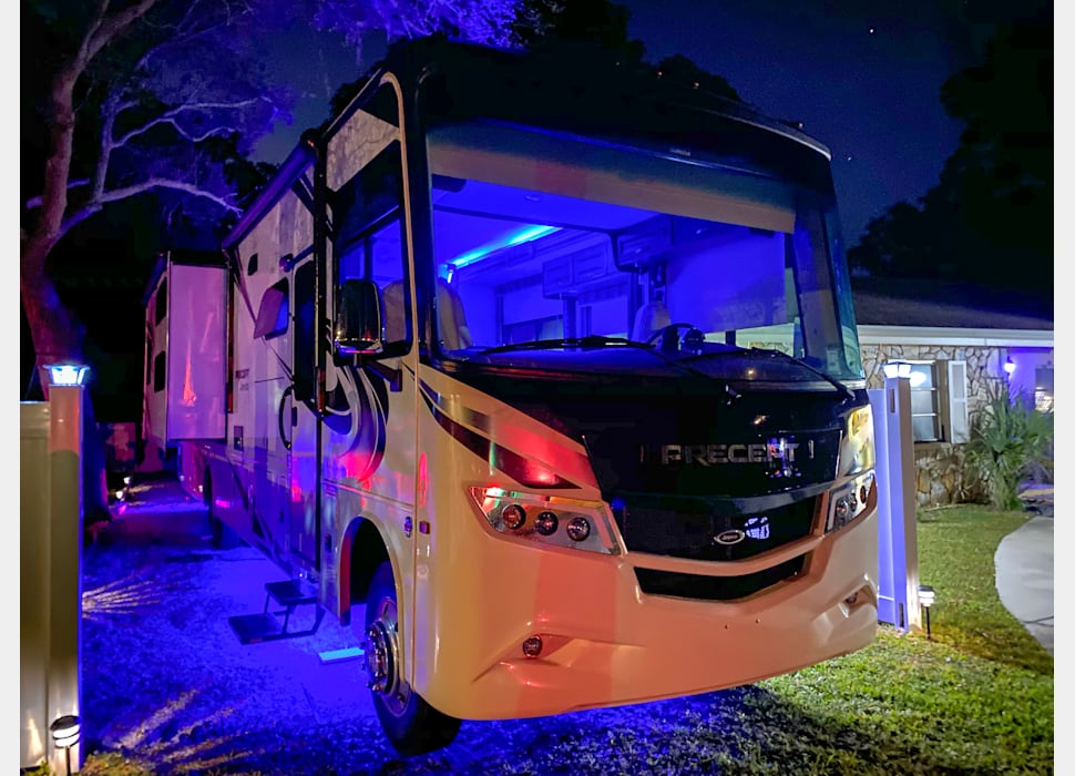 Class A Motor Home rentals in FORT MYERS