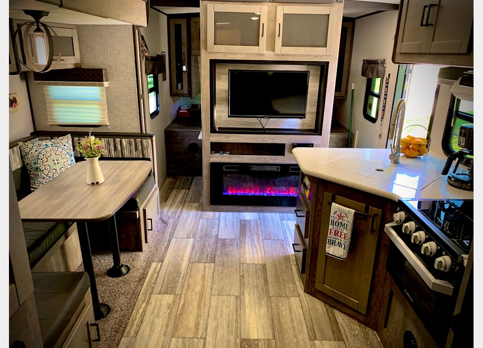 Travel Trailer rentals in Aurora