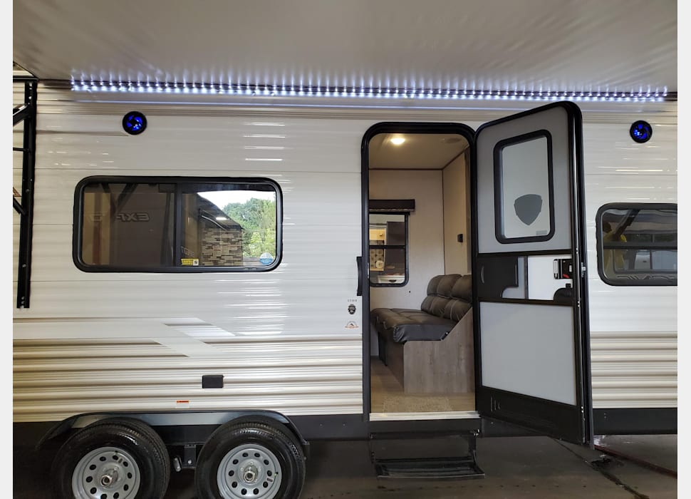 Travel Trailer rentals in Dover