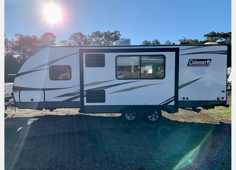 Travel Trailer rentals in Carriere