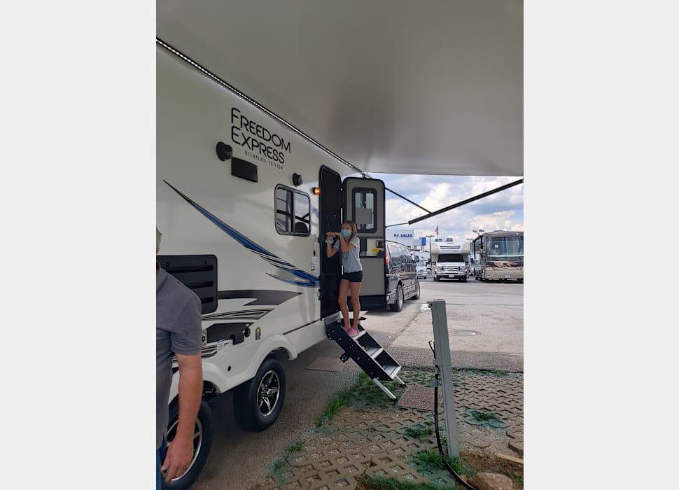 Travel Trailer rentals in Aurora