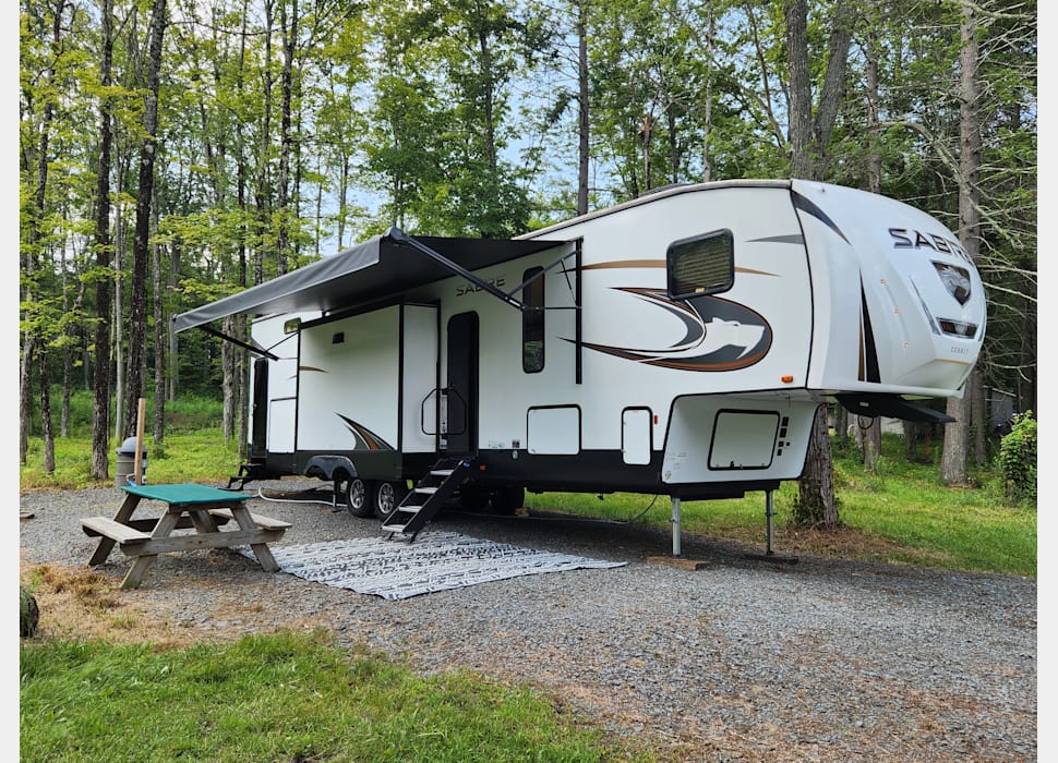 Fifth Wheel rentals in Freehold