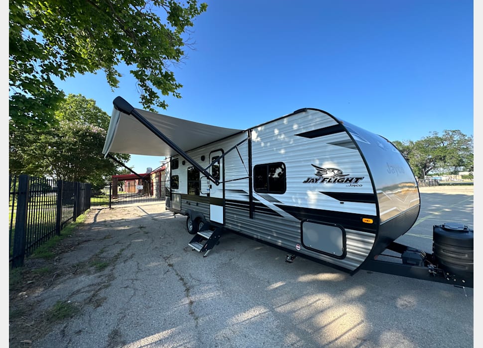 Travel Trailer rentals in Arlington