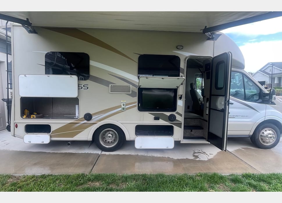 Class C Motor Home rentals in PACIFIC