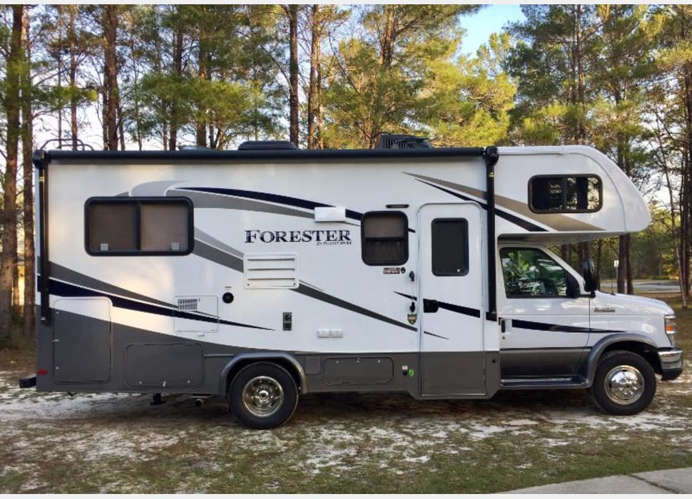 Class C Motor Home rentals in Bend