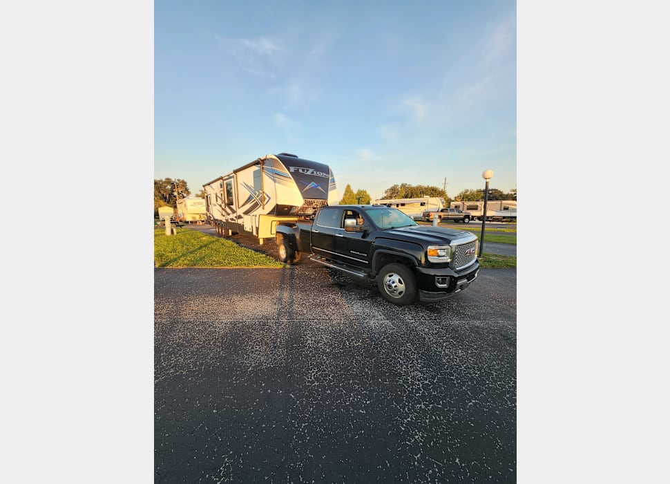 Fifth Wheel rentals in 