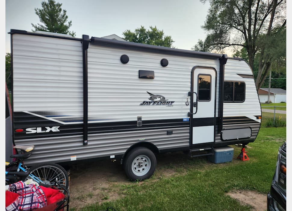 Travel Trailer rentals in Scottville