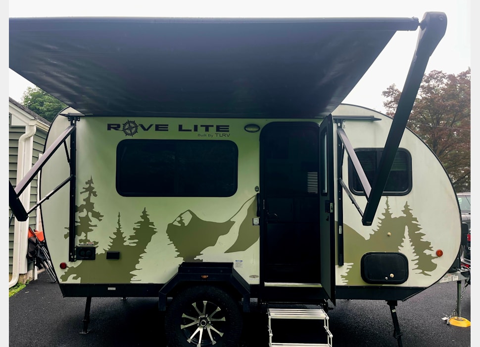 Travel Trailer rentals in Middlesex