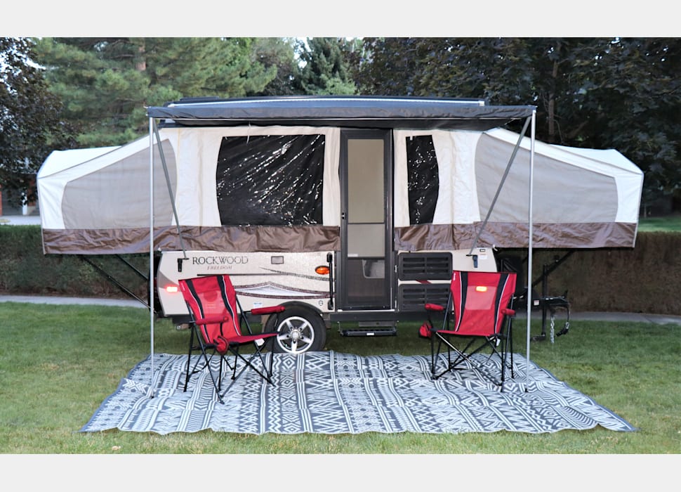 Pop-up Camper rentals in Layton