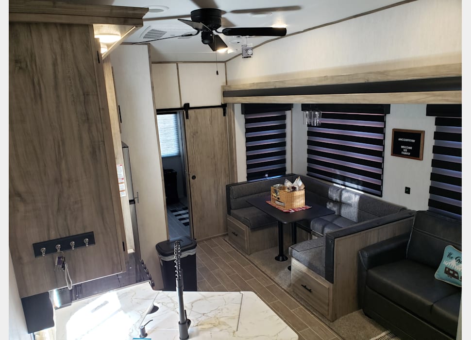 Fifth Wheel rentals in Guilford