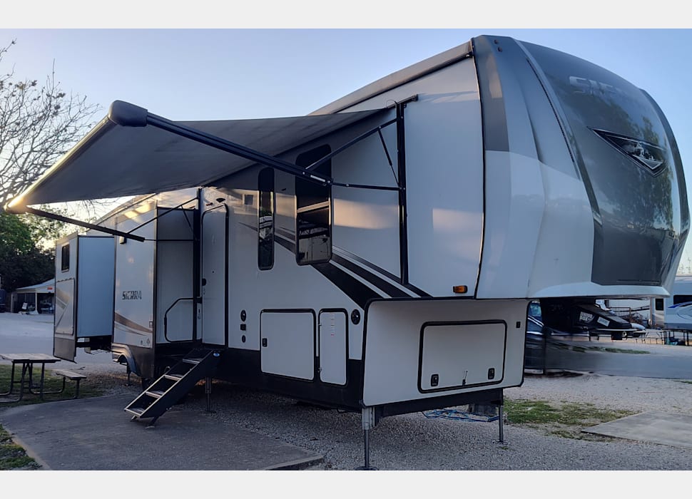 Fifth Wheel rentals in Waxahachie
