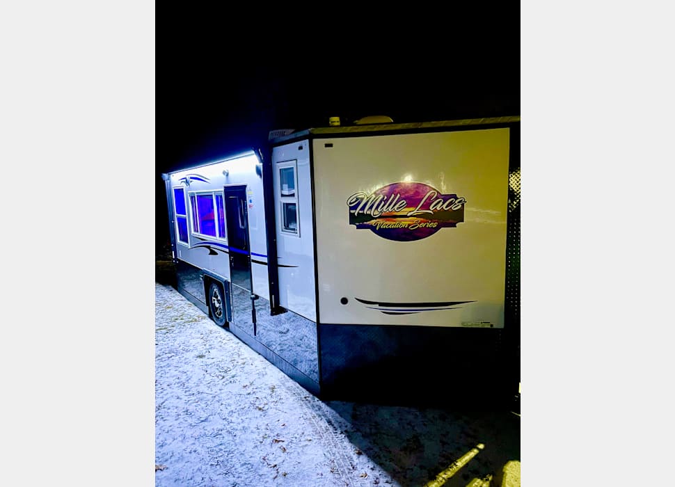 Travel Trailer rentals in Rice