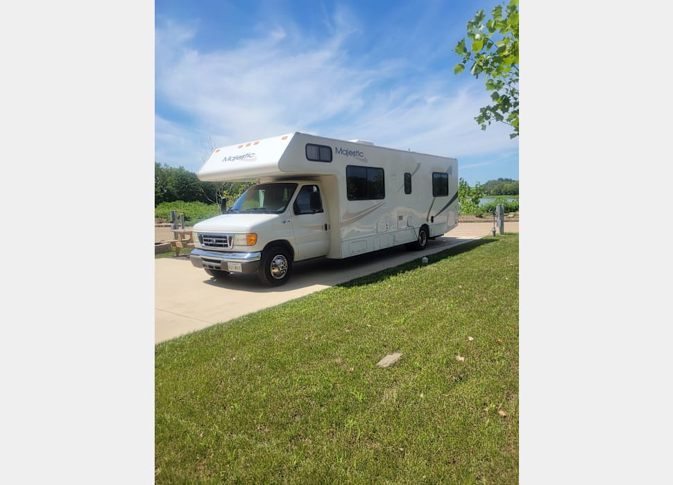 Class C Motor Home rentals in Morton