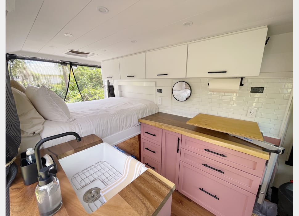 Class B Camping Van rentals in Kailua-Kona