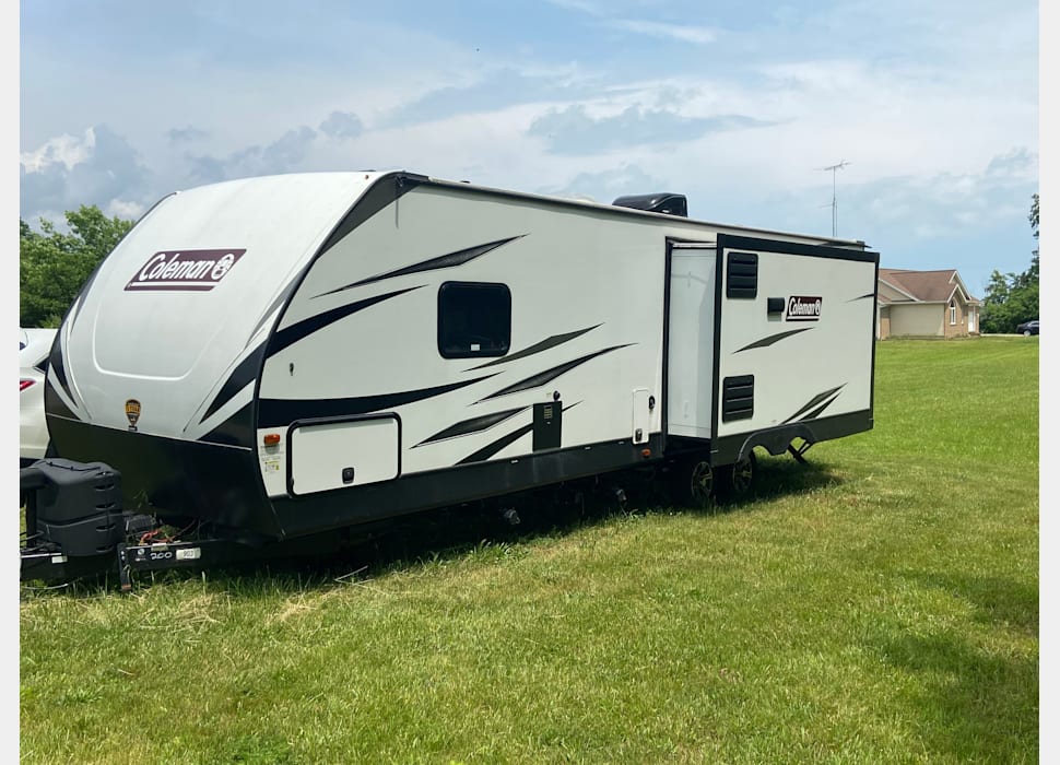Travel Trailer rentals in Woodhaven