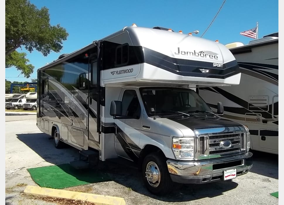 Class C Motor Home rentals in Chico