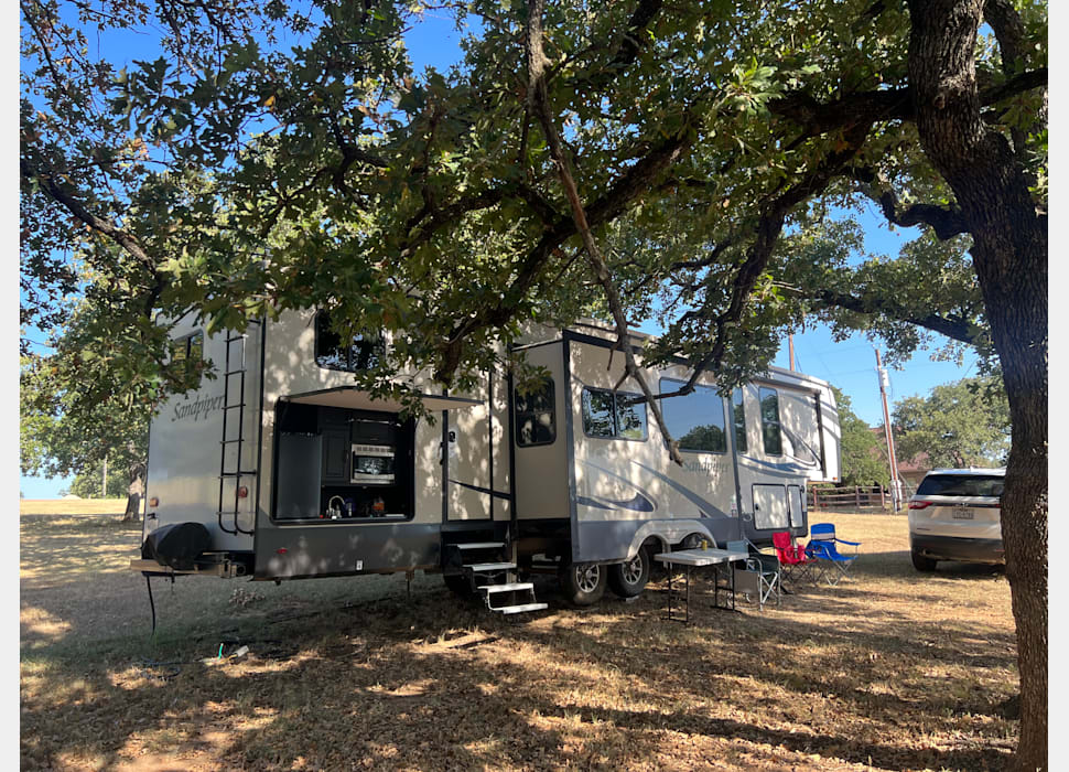 Fifth Wheel rentals in Frisco