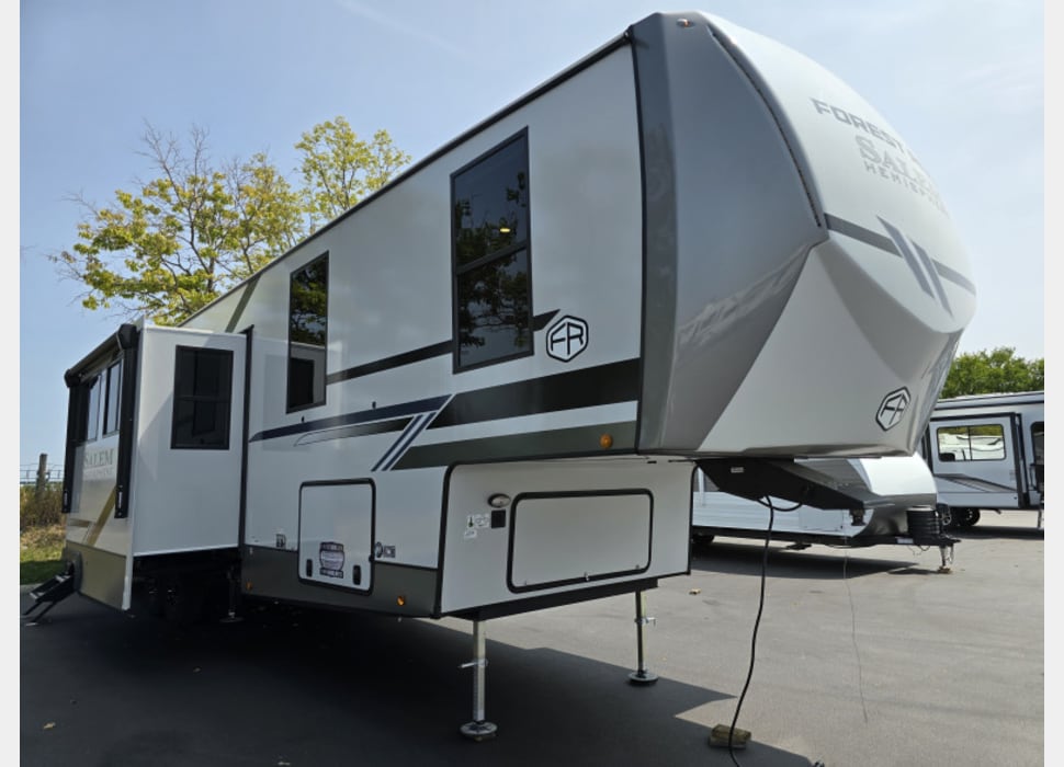 Fifth Wheel rentals in Crestview