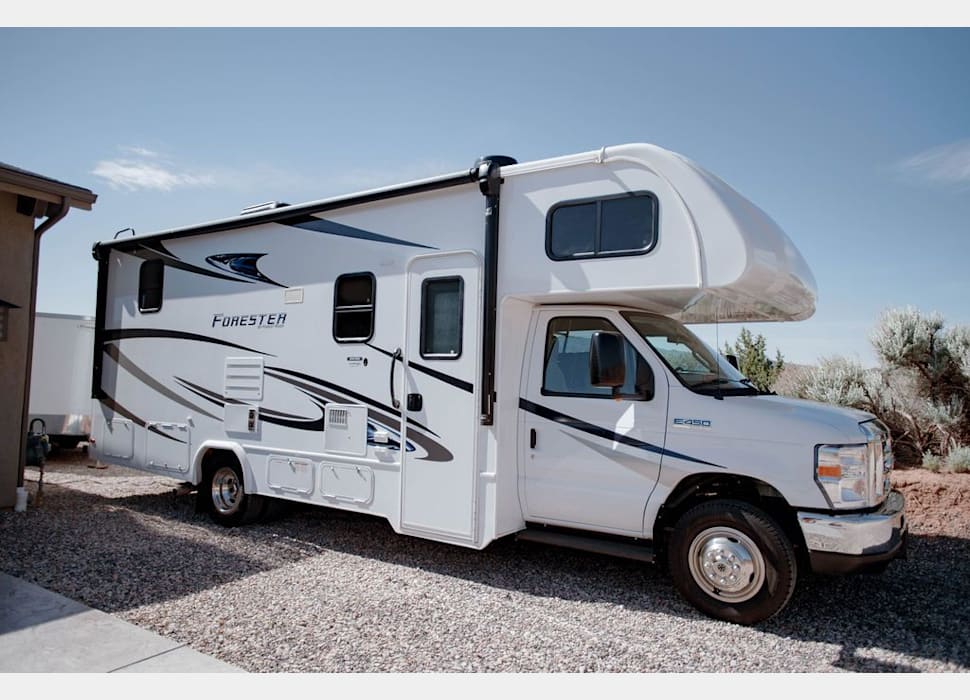 Class C Motor Home rentals in Washington