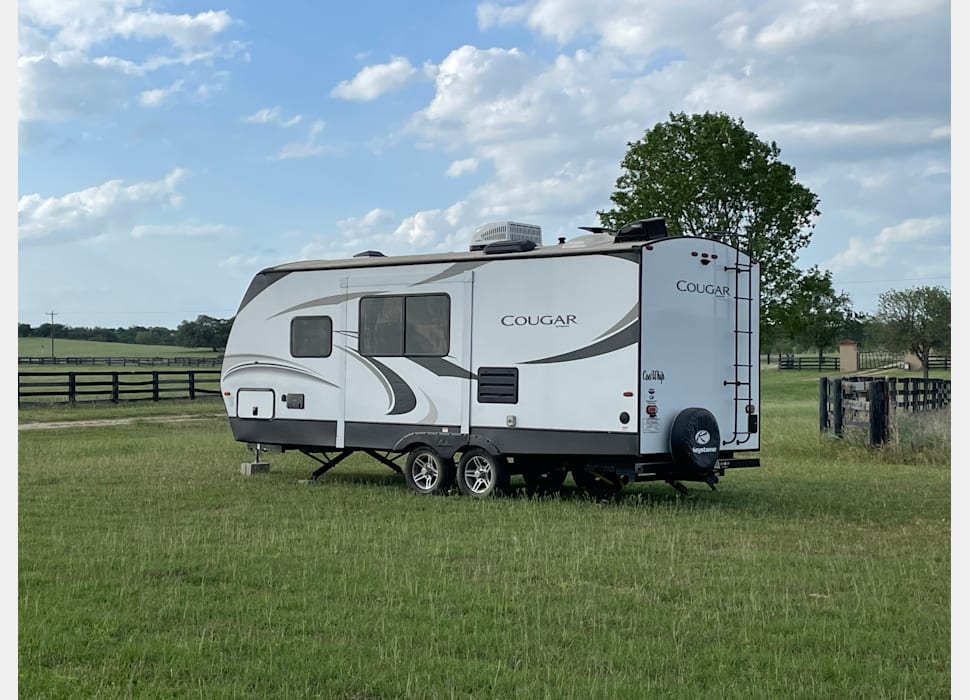 Travel Trailer rentals in Camby