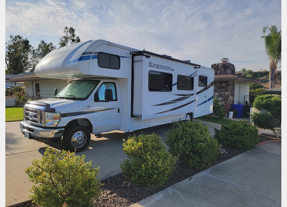 Class C Motor Home rentals in Lemon Grove