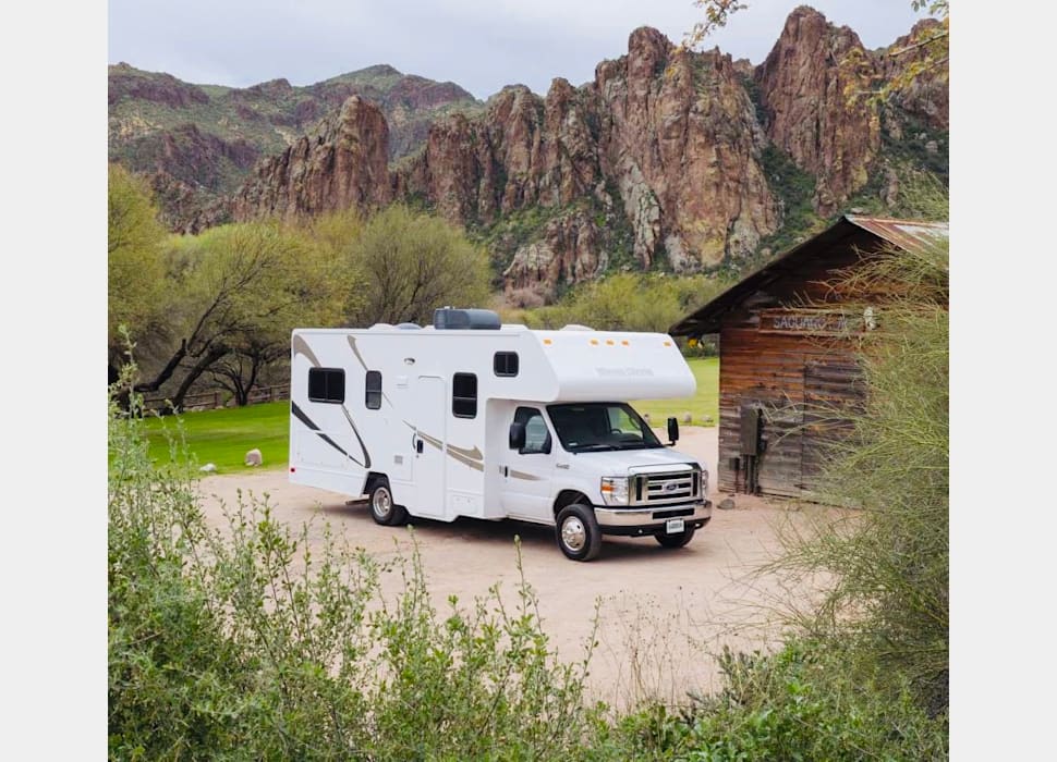 Class C Motor Home rentals in Clovis