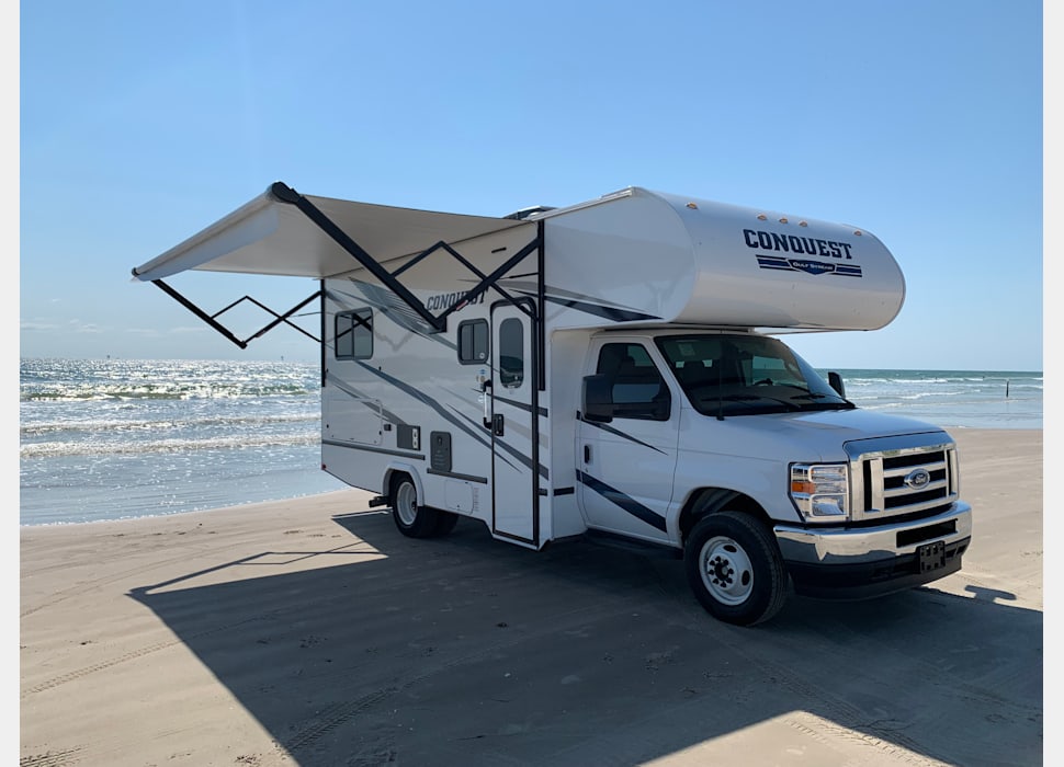 Class C Motor Home rentals in Houston